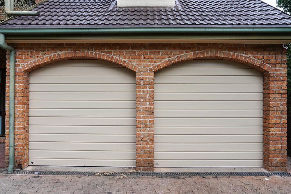 B&D NEO Roller Door Paperbark - North Shore Doors